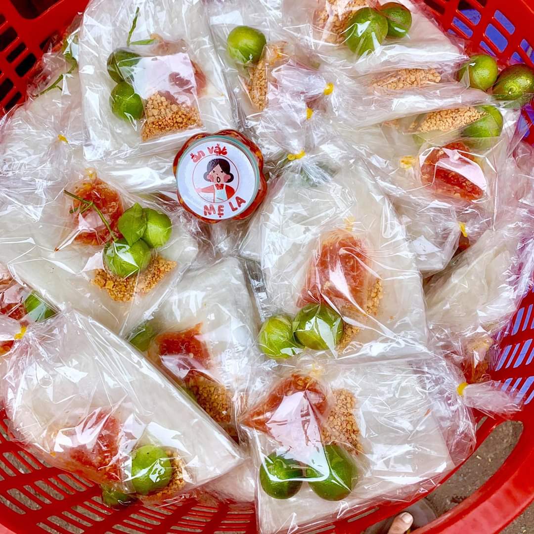 Bánh tráng sa tế cay