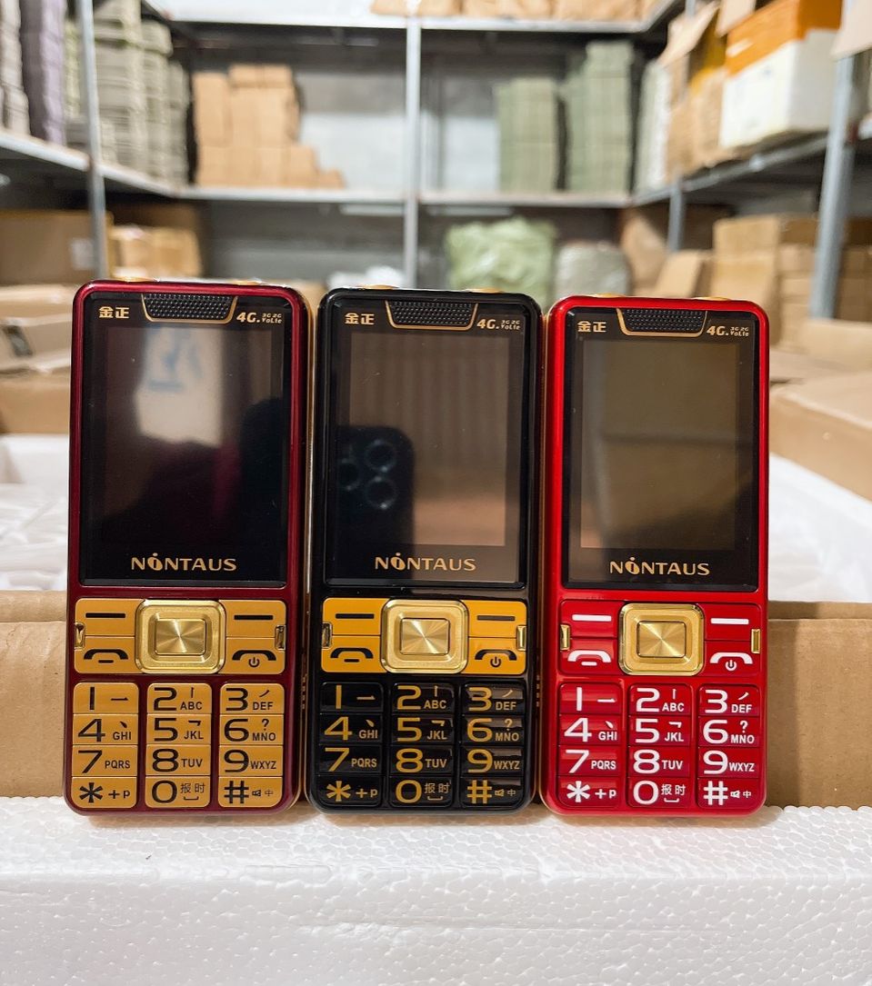 ( Chuẩn 4G) Điện Thoại Người Già M300 Sóng 4G Loa To Có Ốp, Hàng Nội Địa Trung Chất Lượng Mới Nguyên Hộp