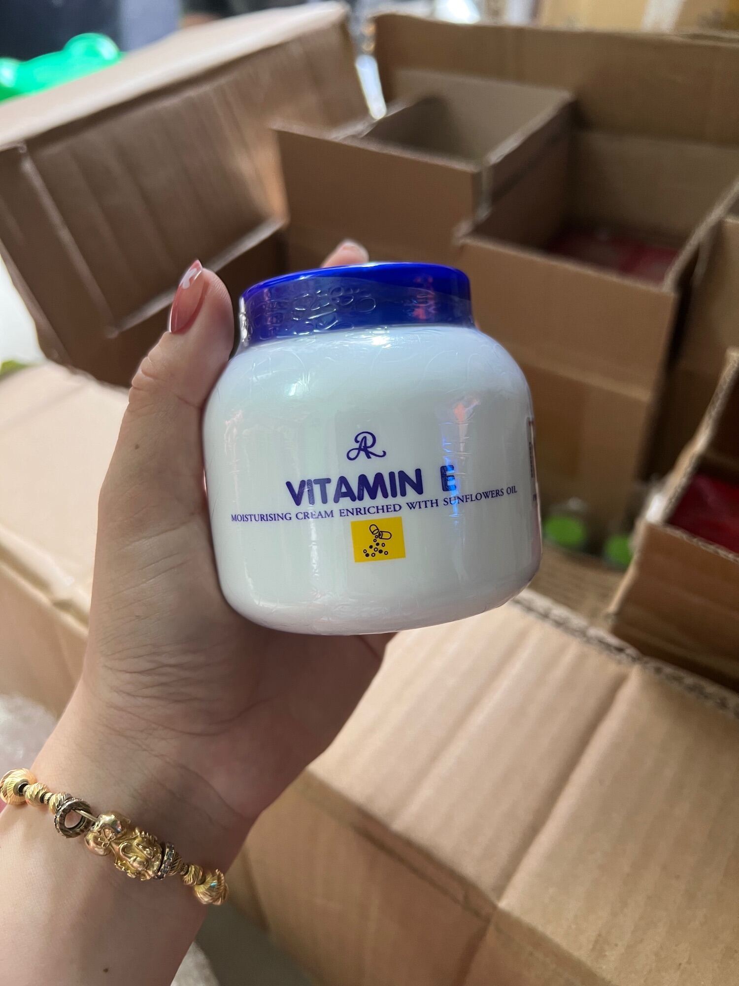 Body vitamin E Thái