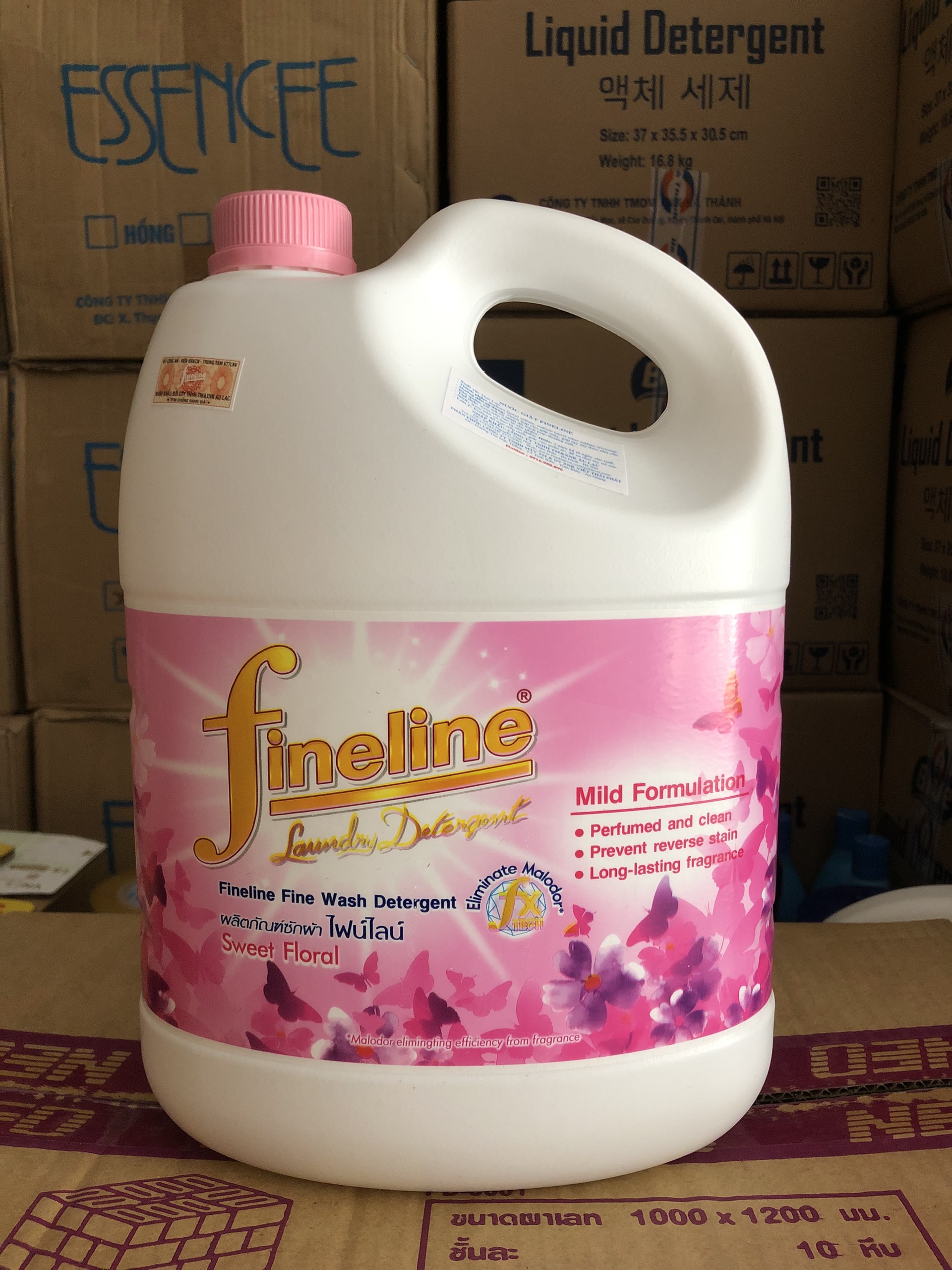 Nước giặt xả "fineline " thái lan siêu sạch dưỡng vải tốt
