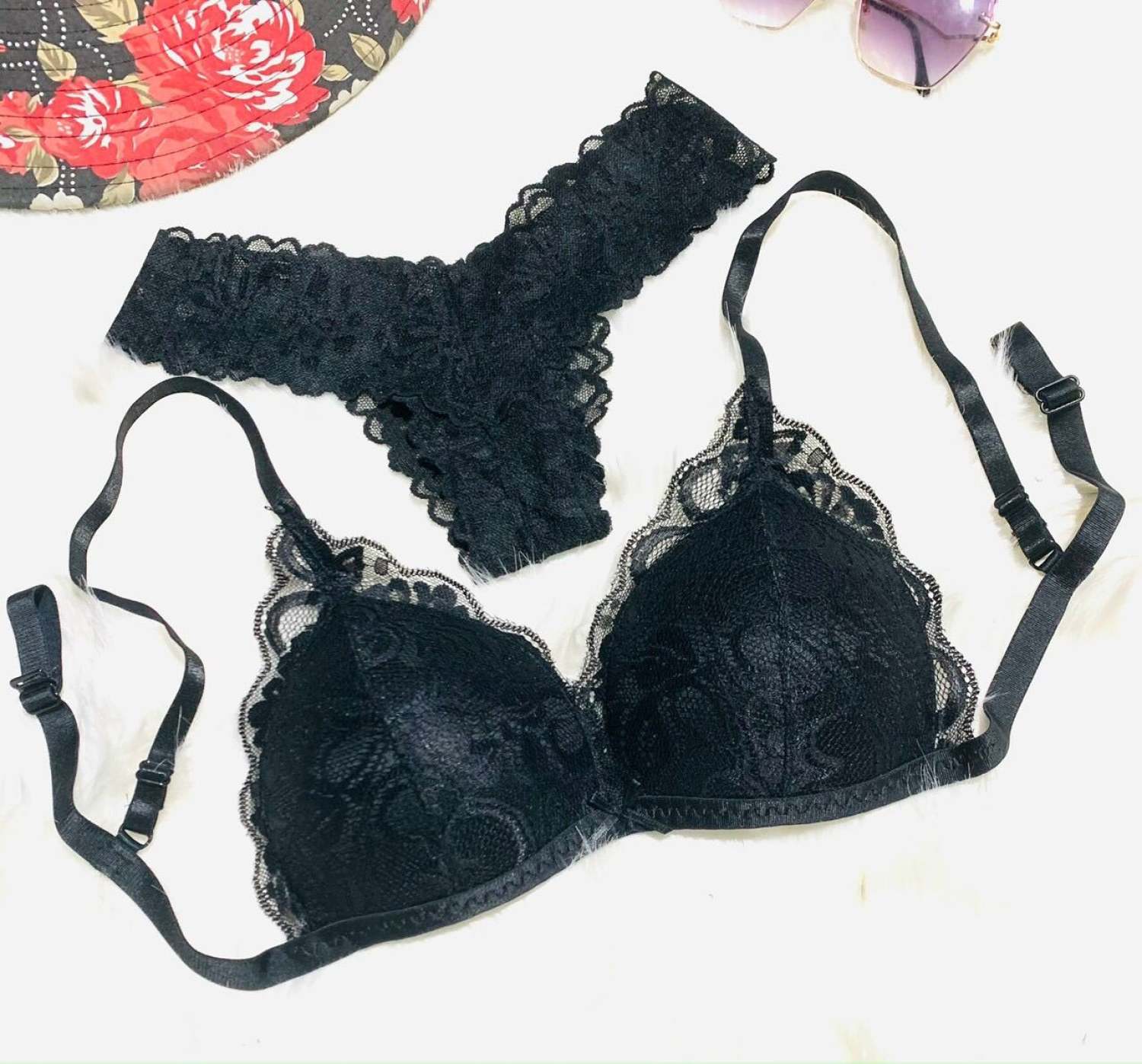 Set bra thiết kế sexy, Đồ lót nữ màu đen ren gợi cảm ôm ngực nguyên set gồm áo + quần
