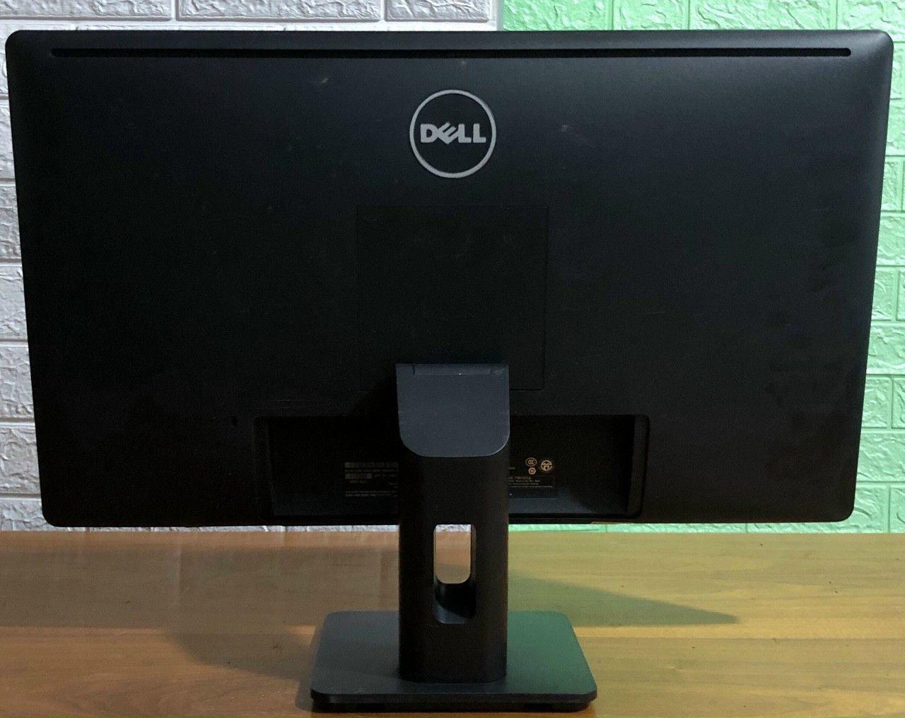 Màn hình lcd dell 24inch e2414ht cổng kết nối dvi & vga màn hình fhd / led/ cam đoan với ace chính hãng 100%