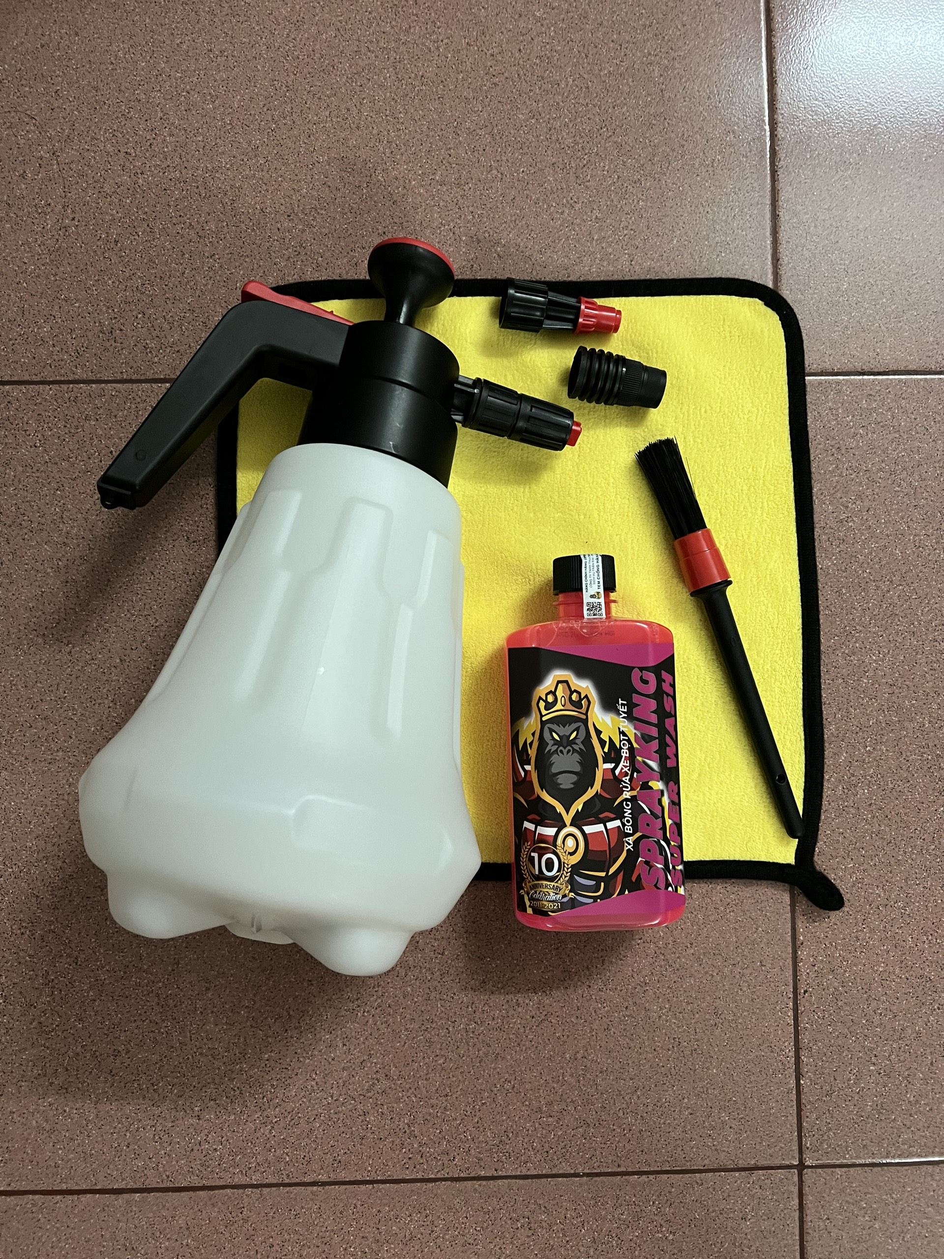 Combo rửa xe 4 món bình xịt bọt tuyết nước rửa xe sprayking