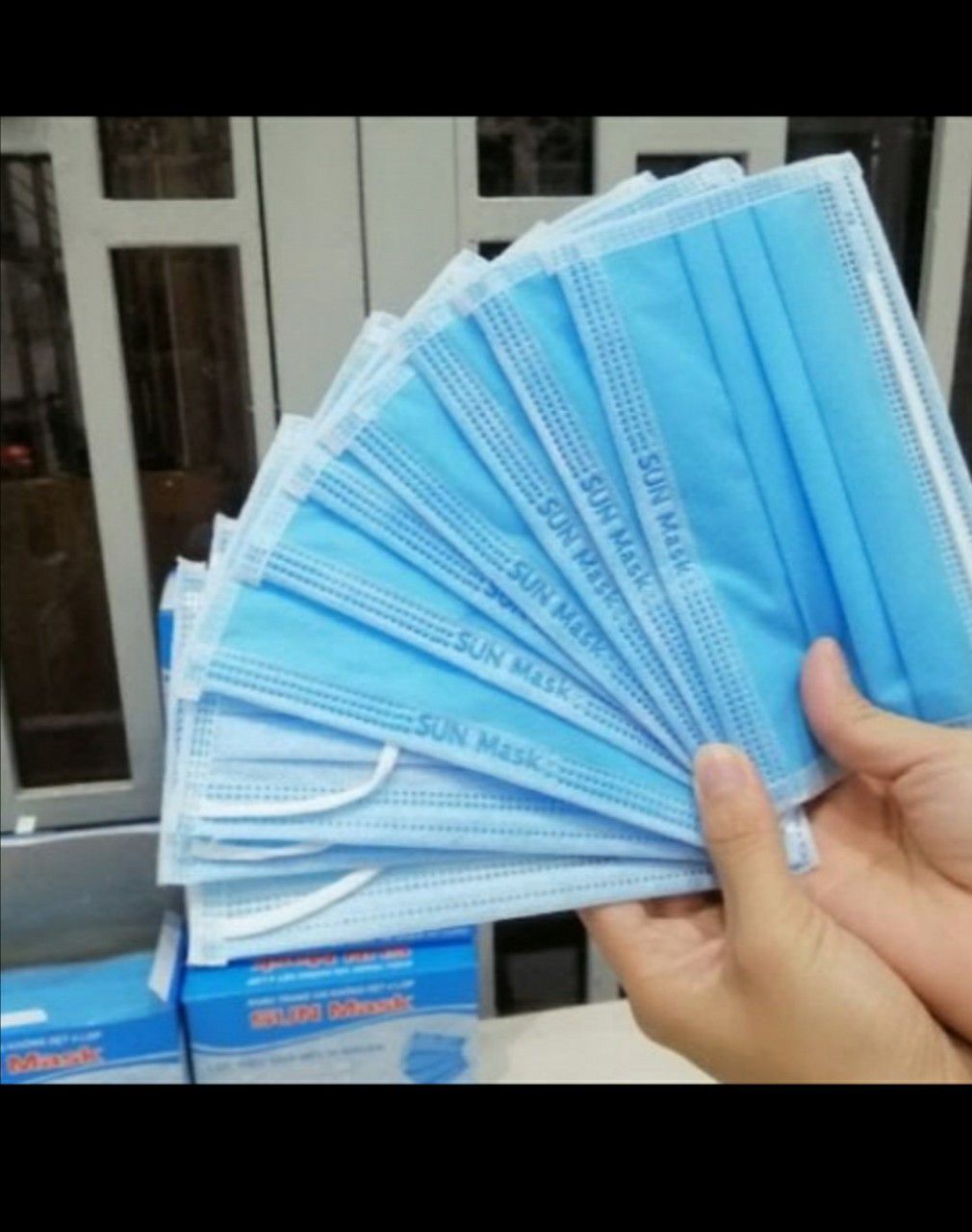 Lốc 10 cái khẩu trang y tế 4 lớp mask cao cấp - đủ màu