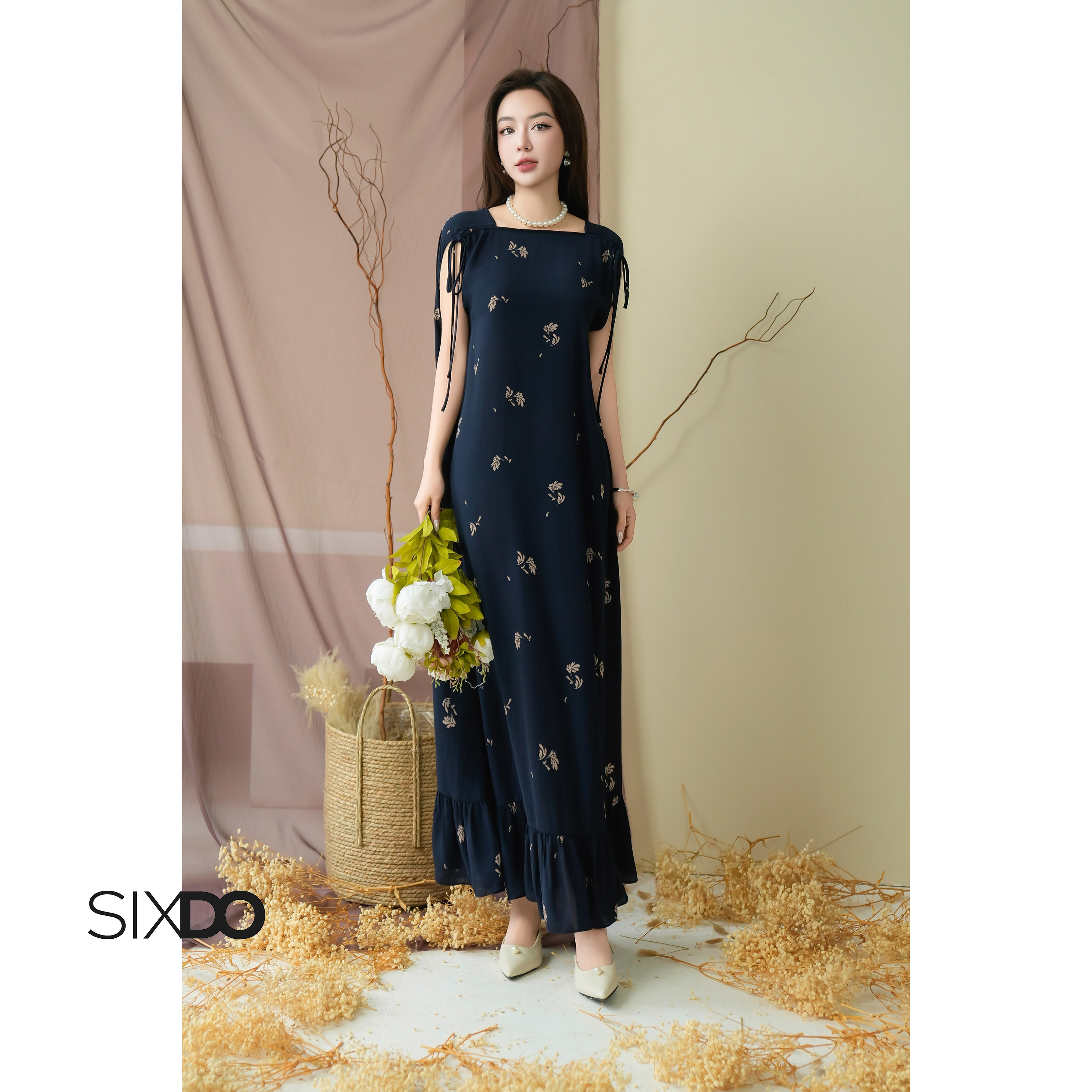 Đầm suông chiffon cổ vuông không tay xanh navy SIXDO (Dark Navy Floral Flared Dress)