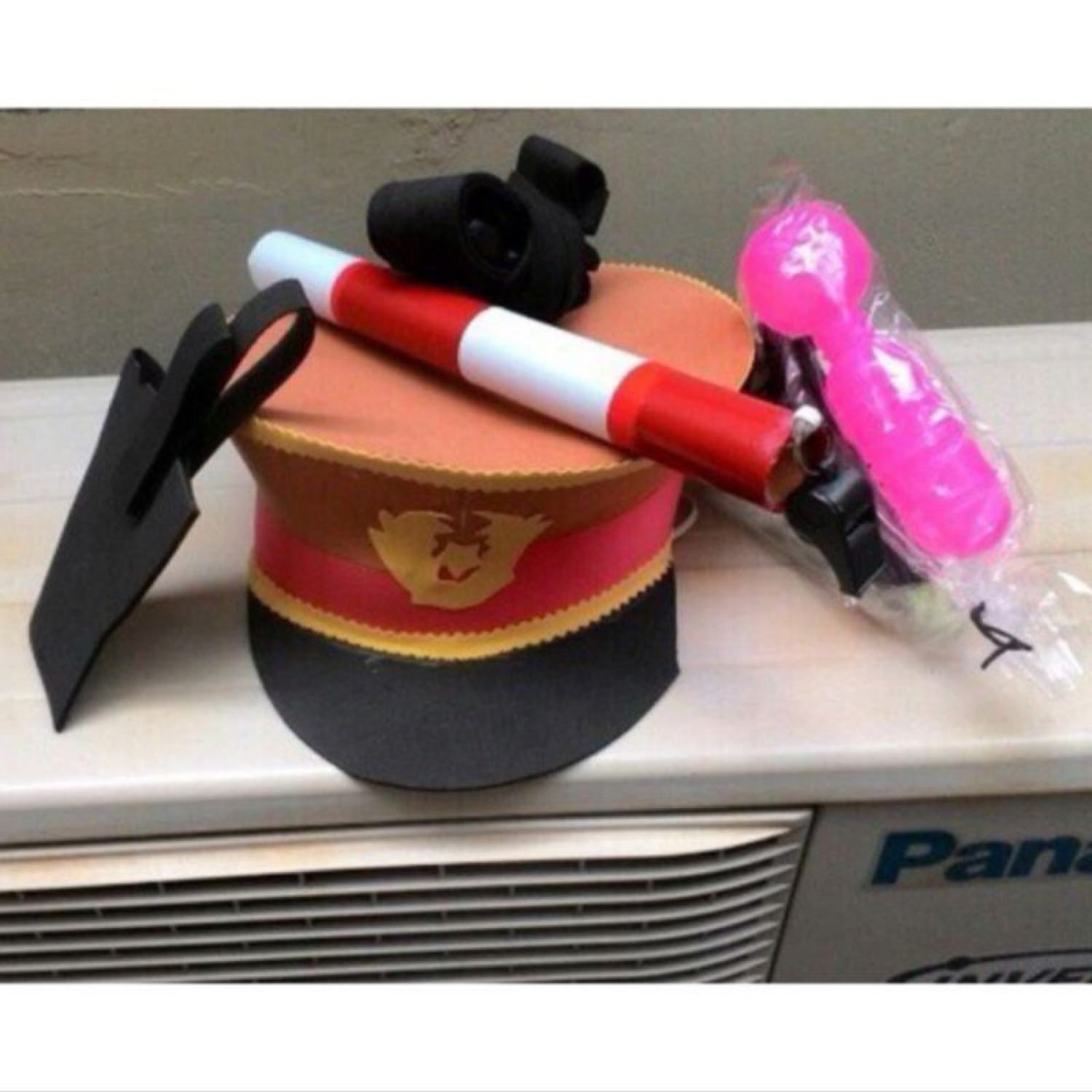 Bộ Phụ Kiện Đóng Vai Chú Công An Cảnh Sát Cho Bé (không bao gồm quần áo)