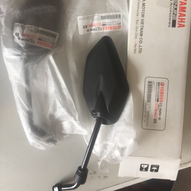 Gương yamaha exciter 150/ 135 côn tay zin