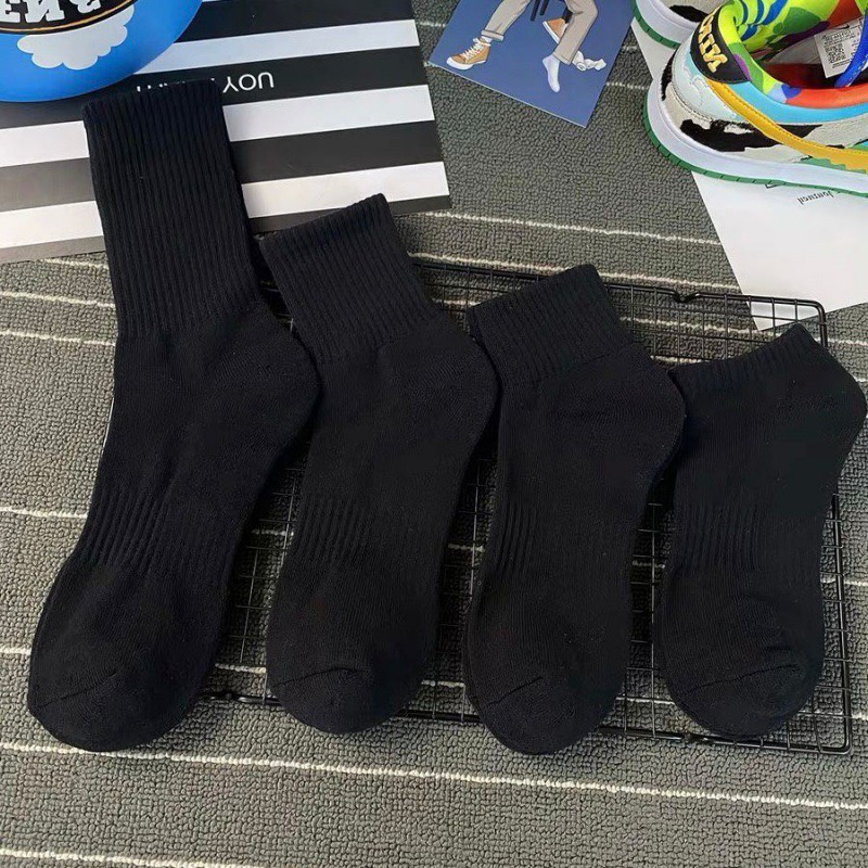 Vớ Trơn Cao Cổ Tất Dài Hàn Quốc Đen Trắng Cotton Kháng Khuẩn Freesize Nam Nữ MRSOCKS VC069