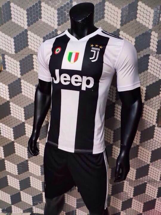 Áo bóng đá CLB Juventus