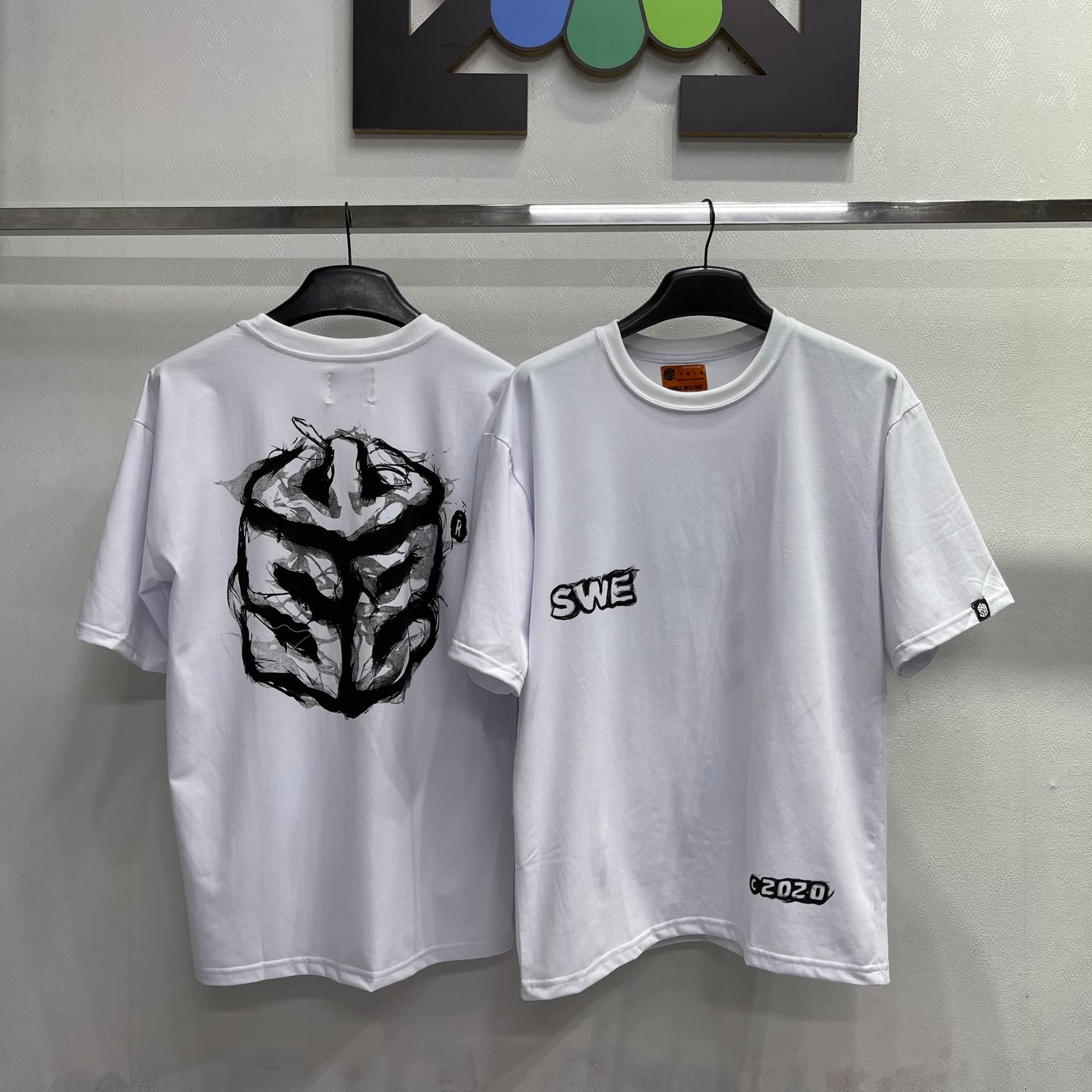 [HCM]Áo Thun SWE Logo Khói (Đen Trắng)