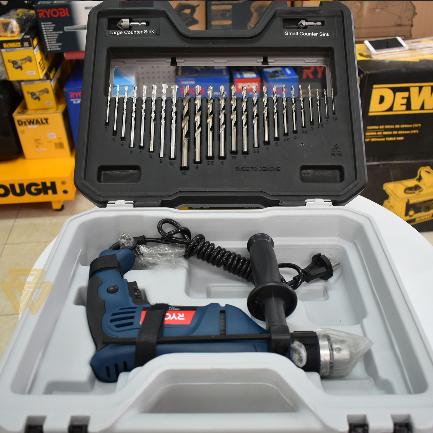 Máy khoan búa động lực 550w ryobi pd-750k