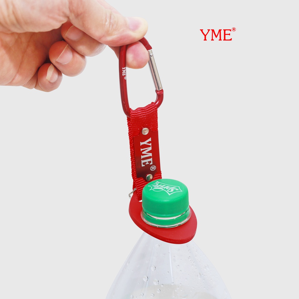 Móc treo chai nước bình nước tiện dụng đa khi đi chơi đi du lich