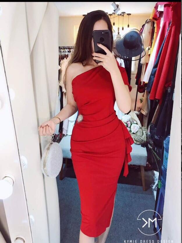 Đầm body lệch vai bèo hông umi-QH