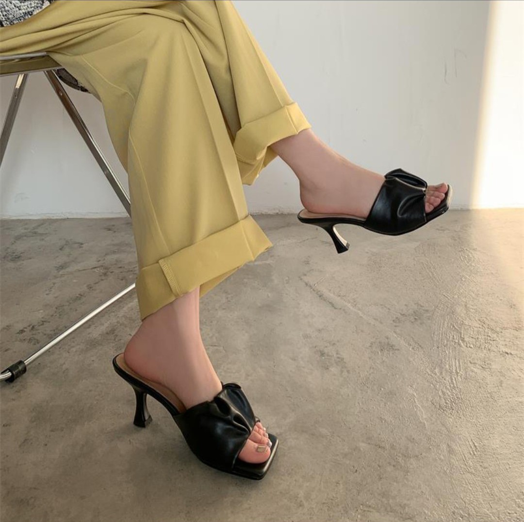 Guốc/Dép cao gót quai ngang nhún điệu đà, mềm mại, mũi vuông, đế nhọn 7cm