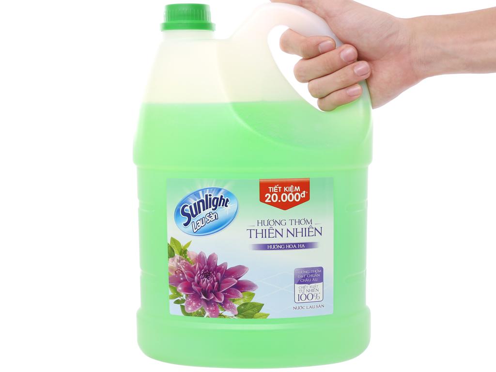 Nước lau sàn Sunlight hương hoa diên vĩ 3.8kg- mẫu mới