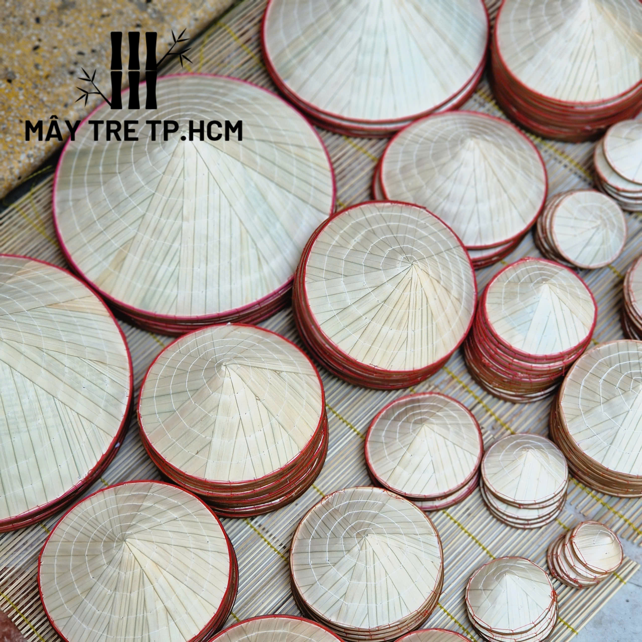 Nón lá mini trang trí nhà cửa nhiều size, trang trí tranh tường dùng làm phụ kiện chụp hình, nón đan thủ công tỉ mỉ