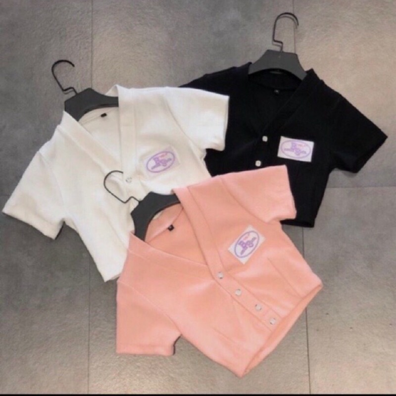 Áo croptop bae siêu xinh