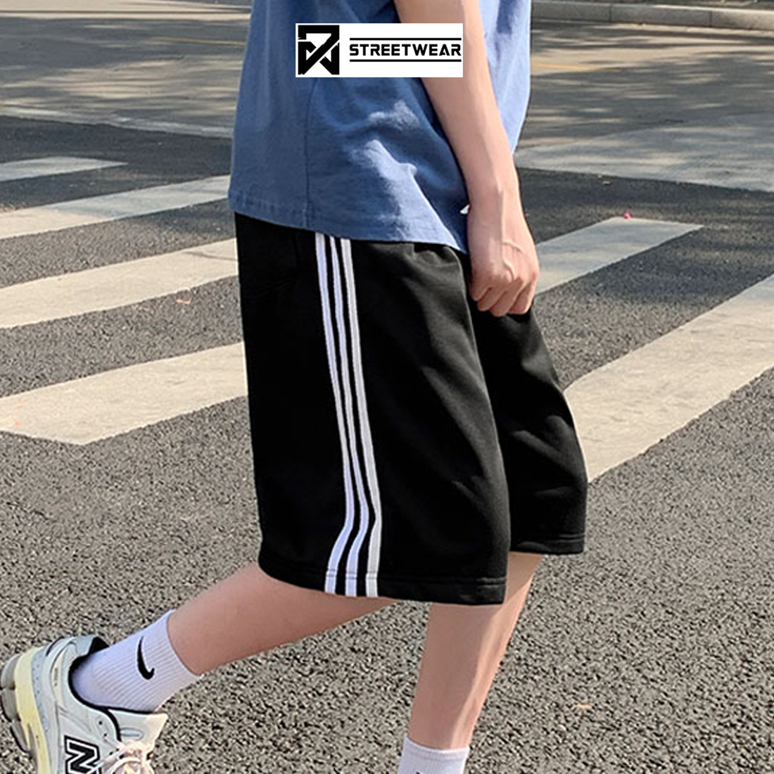 Quần đùi nữ ống rộng lưng cao eo cao giãn phối kẻ ba sọc màu đen n7clothing