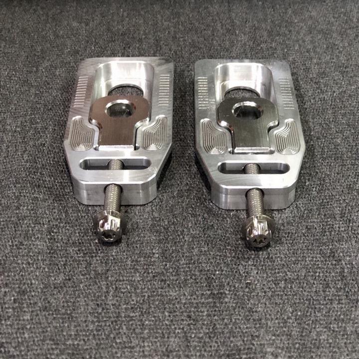 Bộ PÁT tăng sên NHÔM CNC cho xe WAVE, DREAM, FUTURE tặng kèm ốc SALAYA ( MÀU BẠC )