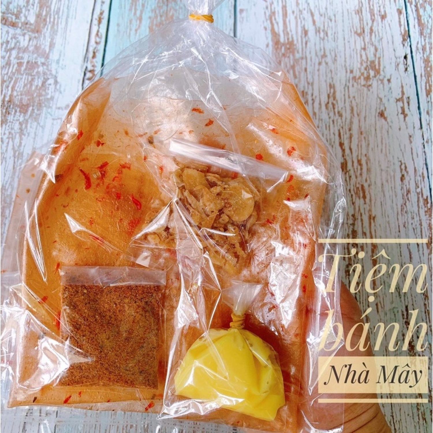 Bánh tráng dẻo tôm bơ – bánh tráng phơi sương cuộn bơ hành phi muối nhuyễn