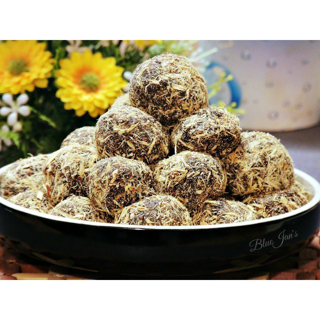 500G_Ô mai me cam thảo Hoàng Quân - date luôn mới