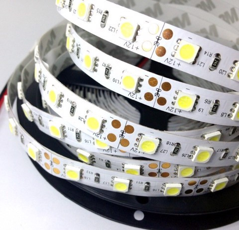 Cuộn led dây dán 5m 12v 2835 - 120 led, 240 led / mét