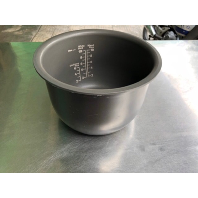 Lòng Nồi cơm điện tử Toshiba 1.lít RC-10NMFVN(WT) (Ruột Nồi Cơm)(hàng trưng bày)