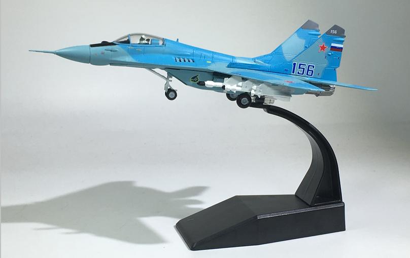 Mô hình máy bay mig-29 russian air force tỉ lệ 1:100