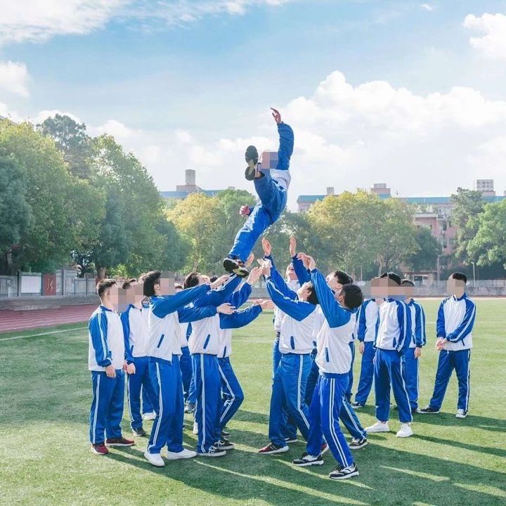 Vội Vàng Năm Ấy Nổi Tiếng Trên Mạng Đồng Phục Học Sinh Màu Xanh Trắng Đồng Phục Lớp Học Sinh Trung Học Bộ Đồ Thể Thao Áo Khoác Mùa Thu Học Sinh Trung Học