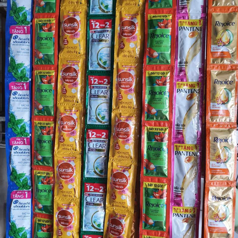 Sỉ 72 gói dầu gội dây đủ loại Clear, Dove, Sunsilk, Rejoice, Romano, Xmen...mềm mượt (6 dây, 1 dây 12 gói)