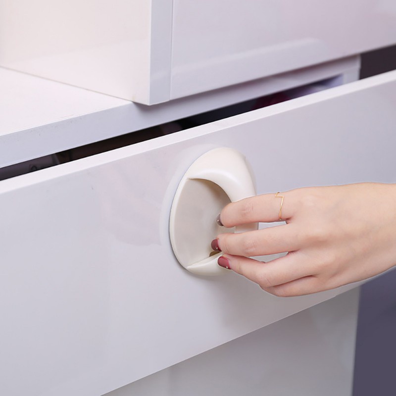 Tay cầm dán cửa tủ