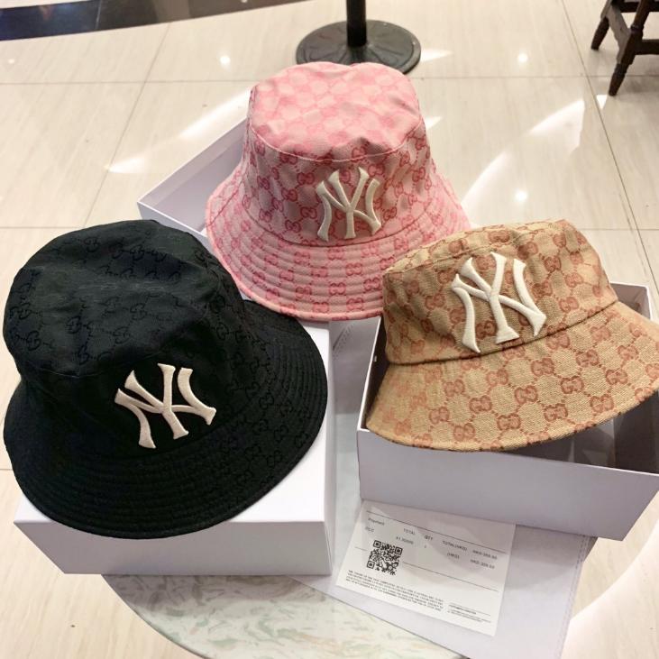 Mũ bucket thêu chữ ny vàng