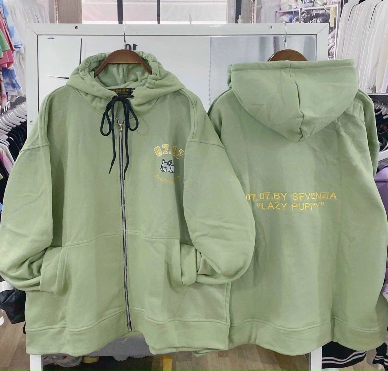 [HCM]ÁO HOODIE CHỐNG NẮNG TRÁNH MƯAÁO IN CON KÉT ĂN MÌ TÔM.CHẤT THUN NỈ NGOẠINÓN 2 LỚPIN RÕ ĐẸPFORM DƯỚI 70KG-T&D SHOP