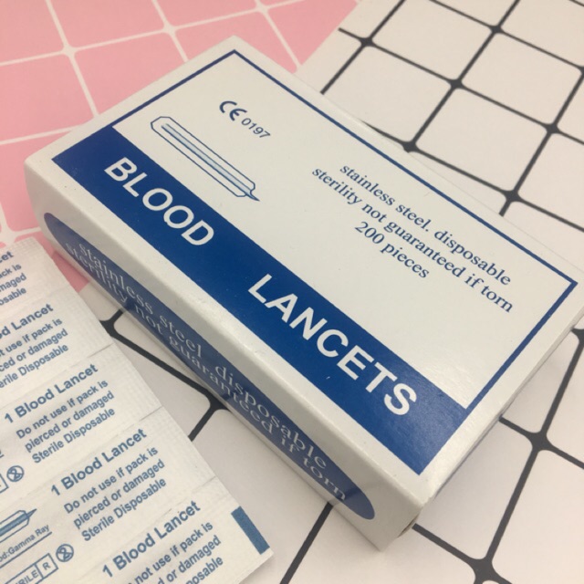 [HCM](Hộp 200 cây) Kim chích mụn Blood Lancets