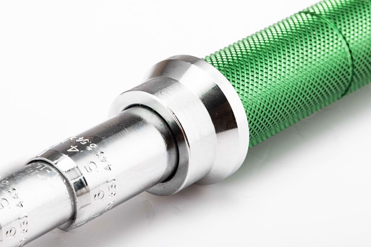 Cần chỉnh lực cơ 1/4in, 1-5nm - thép crom mô-men xoắn: 1-5nm, chiều dài 228mmcán bọc nhựa chống trượt sata 96211