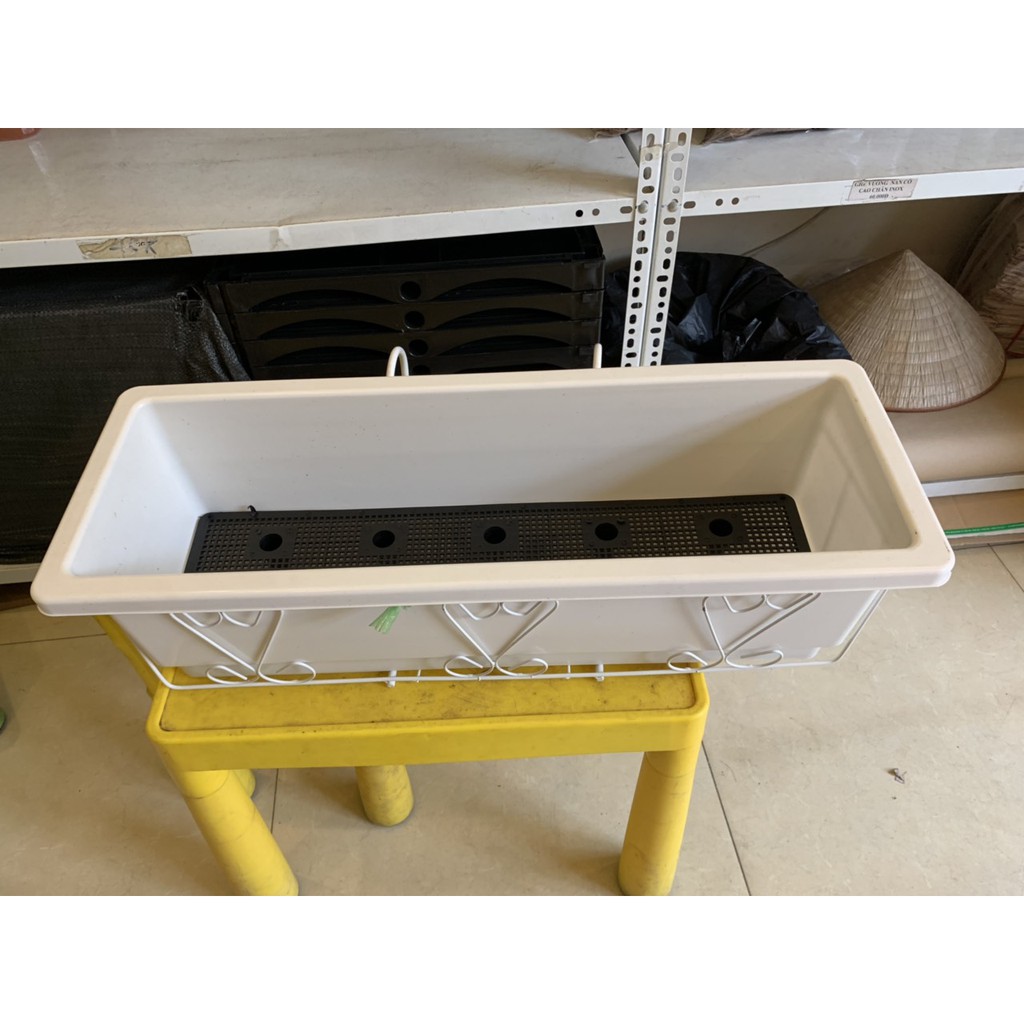 Combo 2 chậu móc lan can dài 48cm gồm móc sắt và chậu siêu đep các màu.