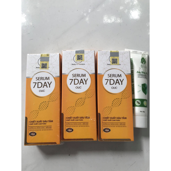 COMBO 3 CHAI HUYẾT THANH TRUYỀN TRẮNG OLIC 7 DAY + TẶNG SỮA RỬA MẶT ( dưỡng trắng da chuyên sâu, bao tetx hàng, đủ tem)