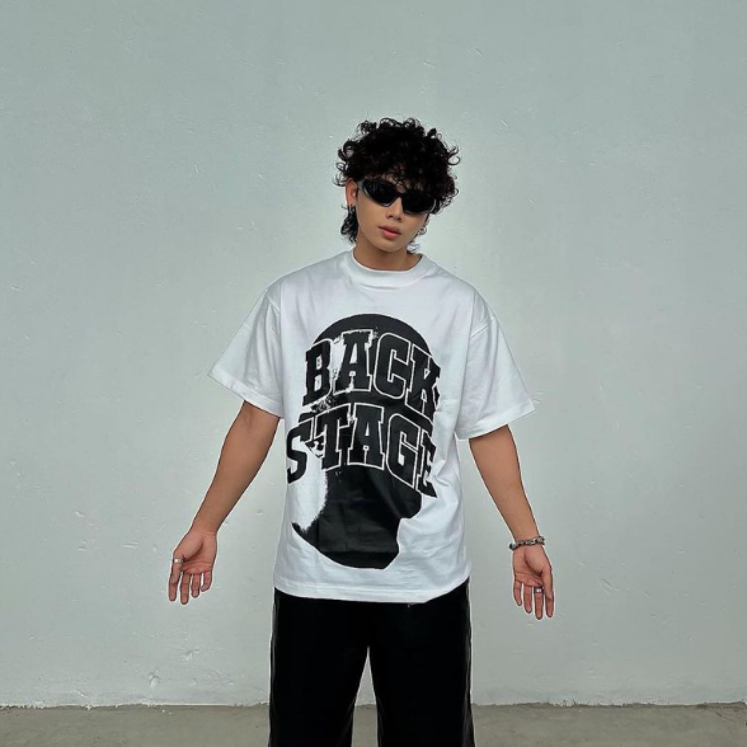 Áo thun tay lỡ backstage88 black mask tee