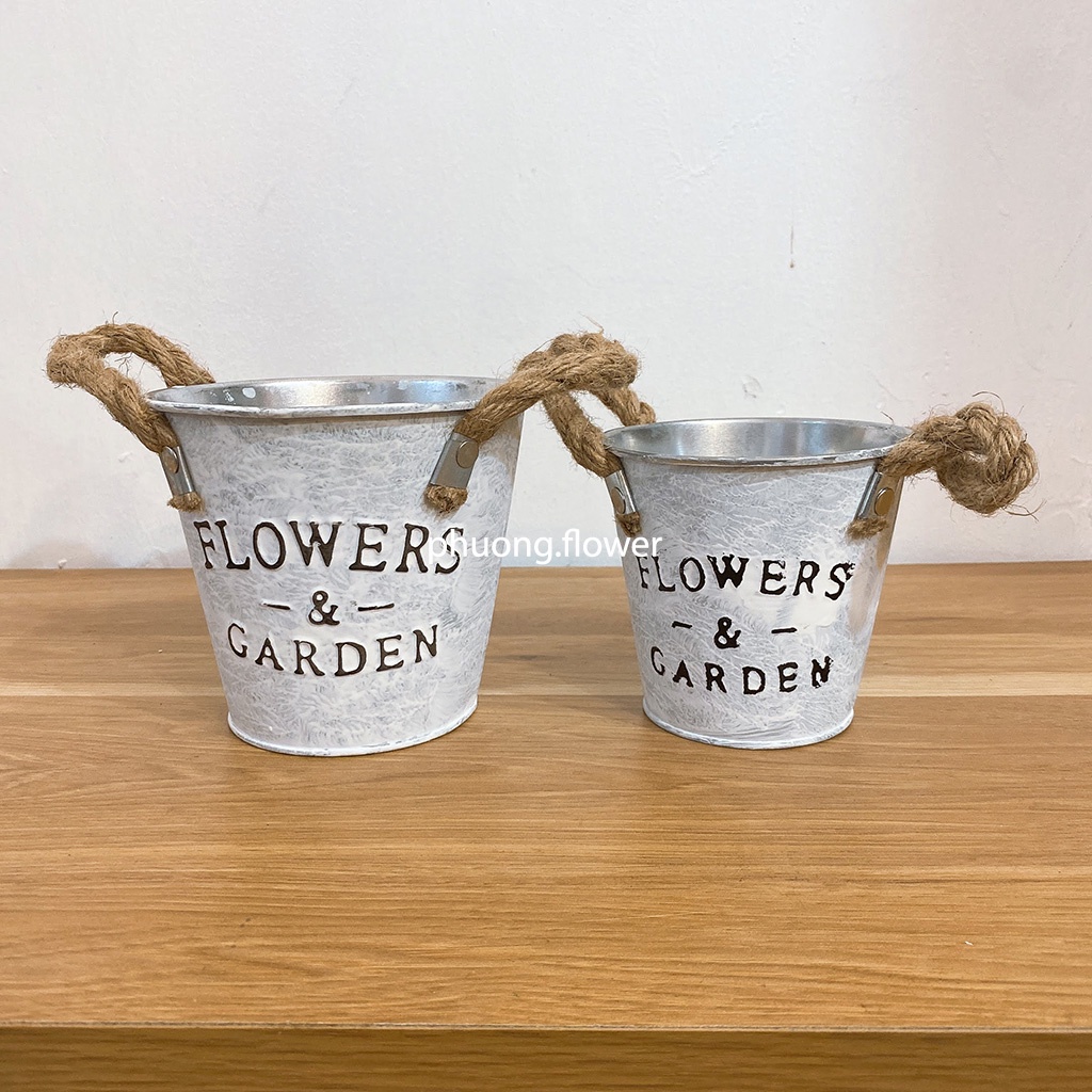 Chậu sắt xô cắm hoa mini bằng kim loại dùng cắm hoa nhỏ decor trang trí phong cách vintage rất đẹp