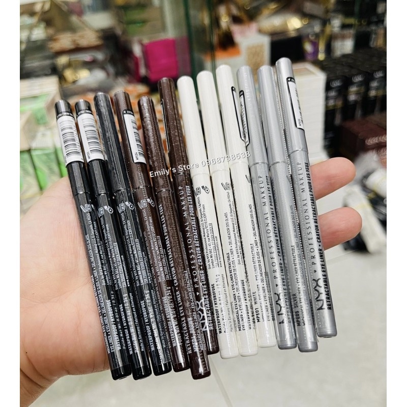 Eyeliner màu Nyx được đánh giá rất cao về chất lượng và hiệu quả. Không chỉ giúp bạn tạo ra những đường nét sắc sảo cho đôi mắt xinh đẹp, mà sản phẩm còn có khả năng giữ màu lâu và chống lem. Hãy xem hình ảnh để biết thêm chi tiết.