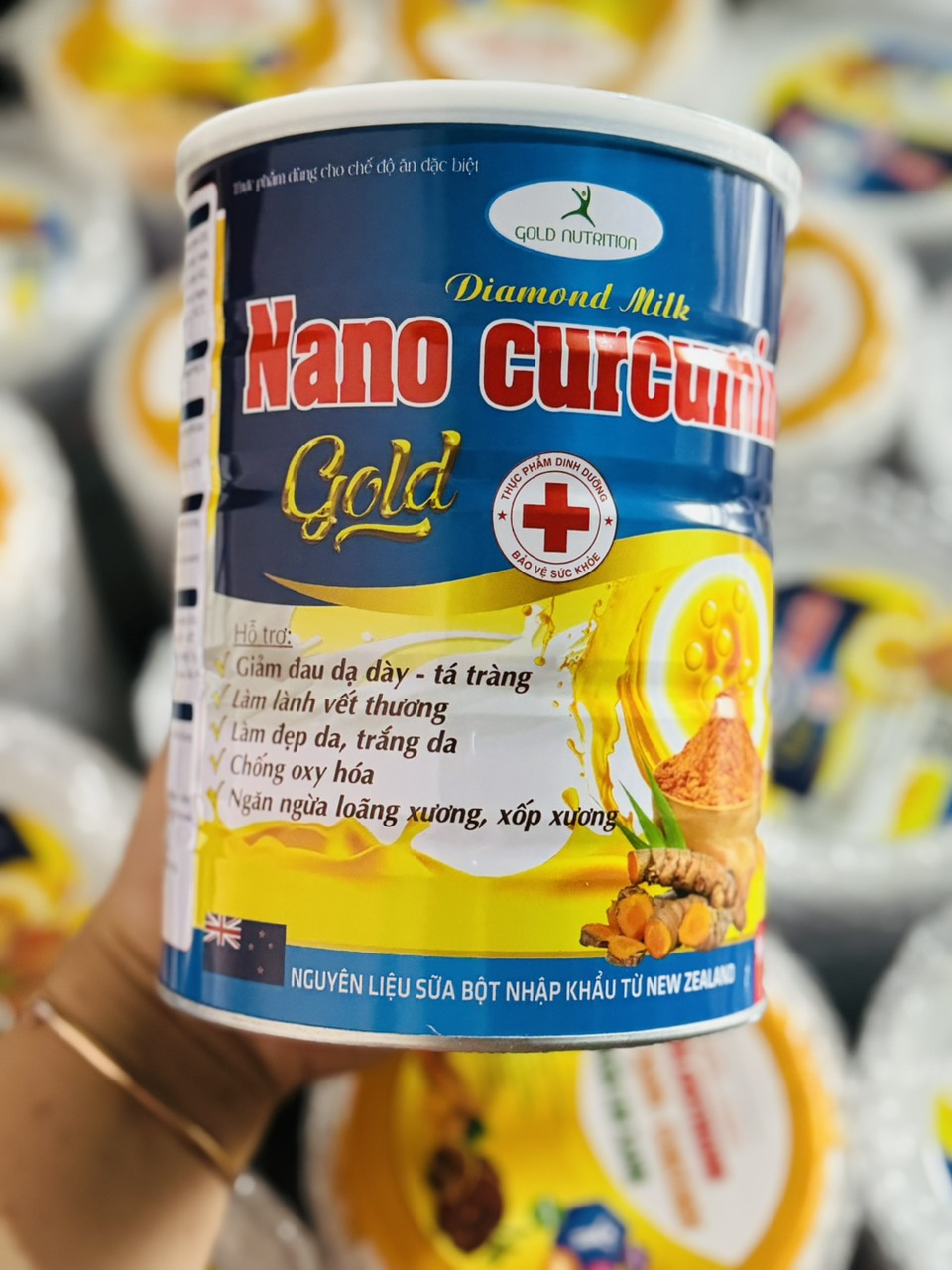 tặng kèm hộp 150g Sữa nghệ nano curcumin gold hộp 900g