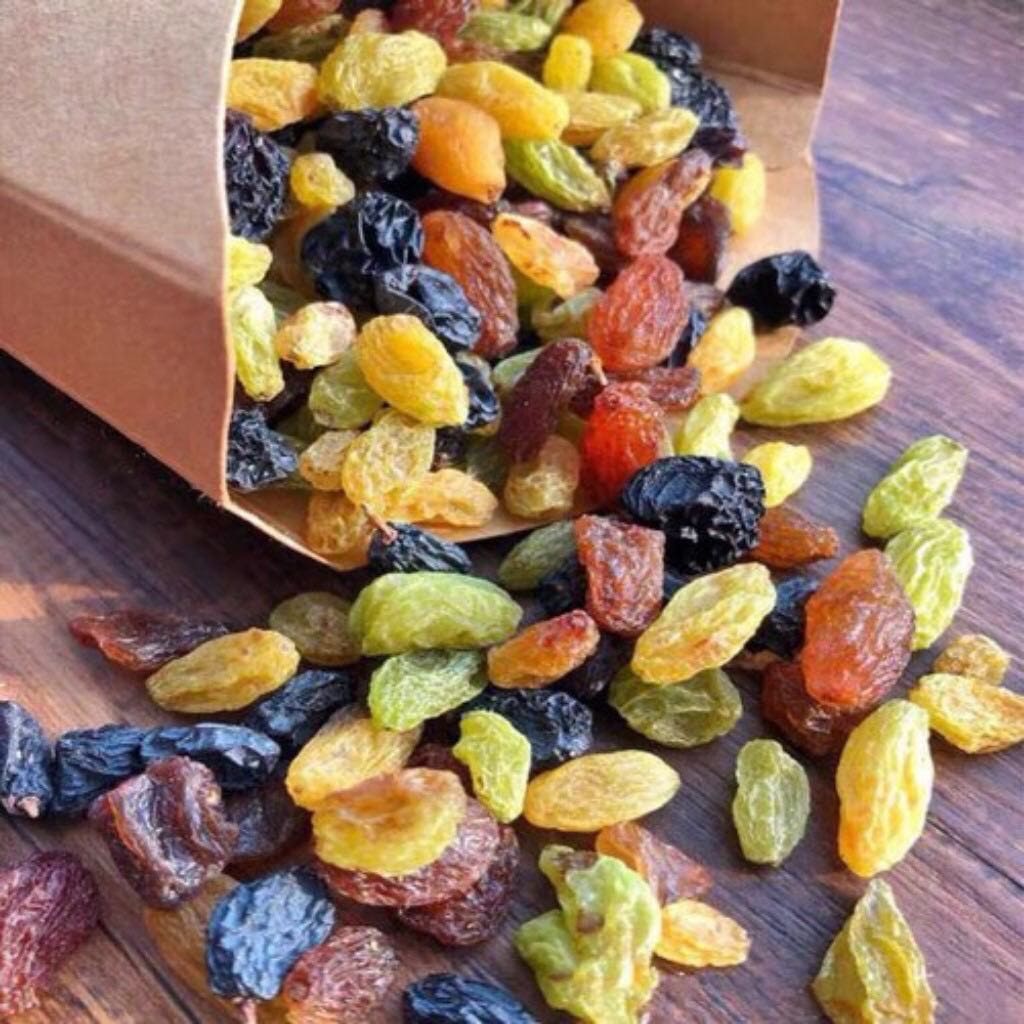 [ Chua ngọt ] 100gr Nho Xanh sấy khô màu Xanh / Mix 3 vị món ăn vặt ngon tốt cho sức khoẻ