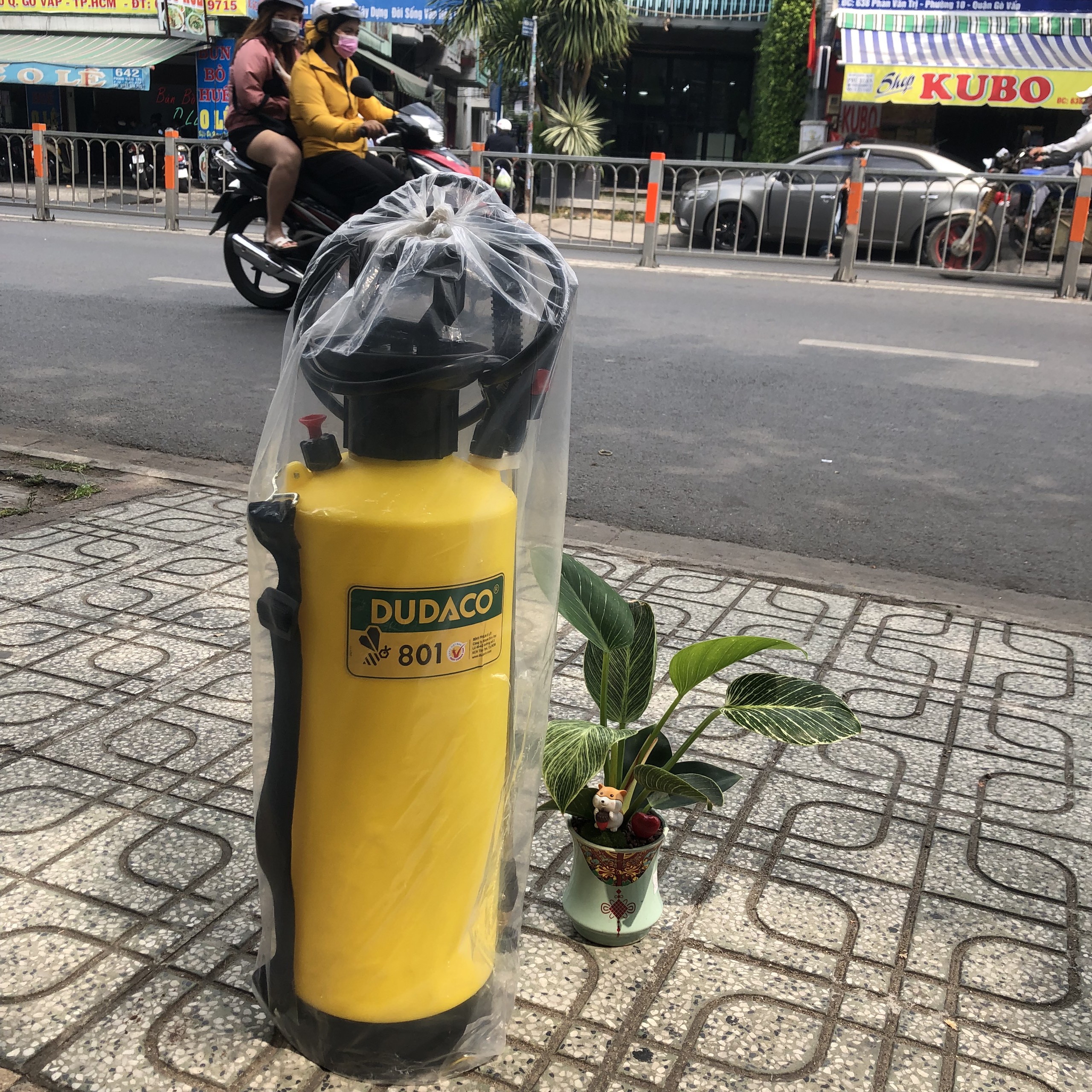 Bình xịt 8 lít dudaco, bình tưới xịt phun sương 8l đức đạt dudaco chất lượng cao