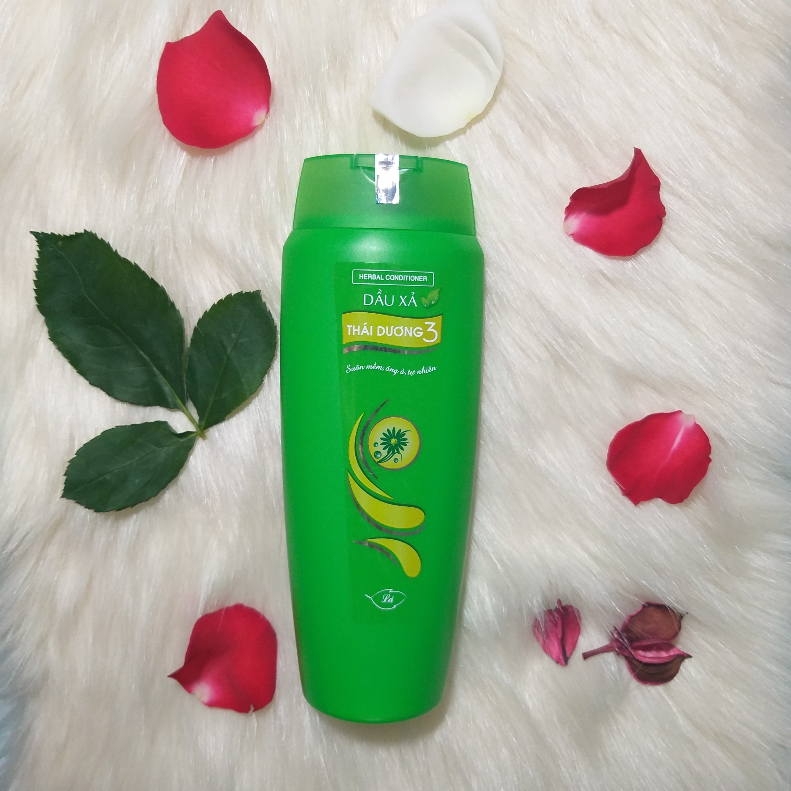 Dầu xả thái dương 3 hương lá chai 200ml