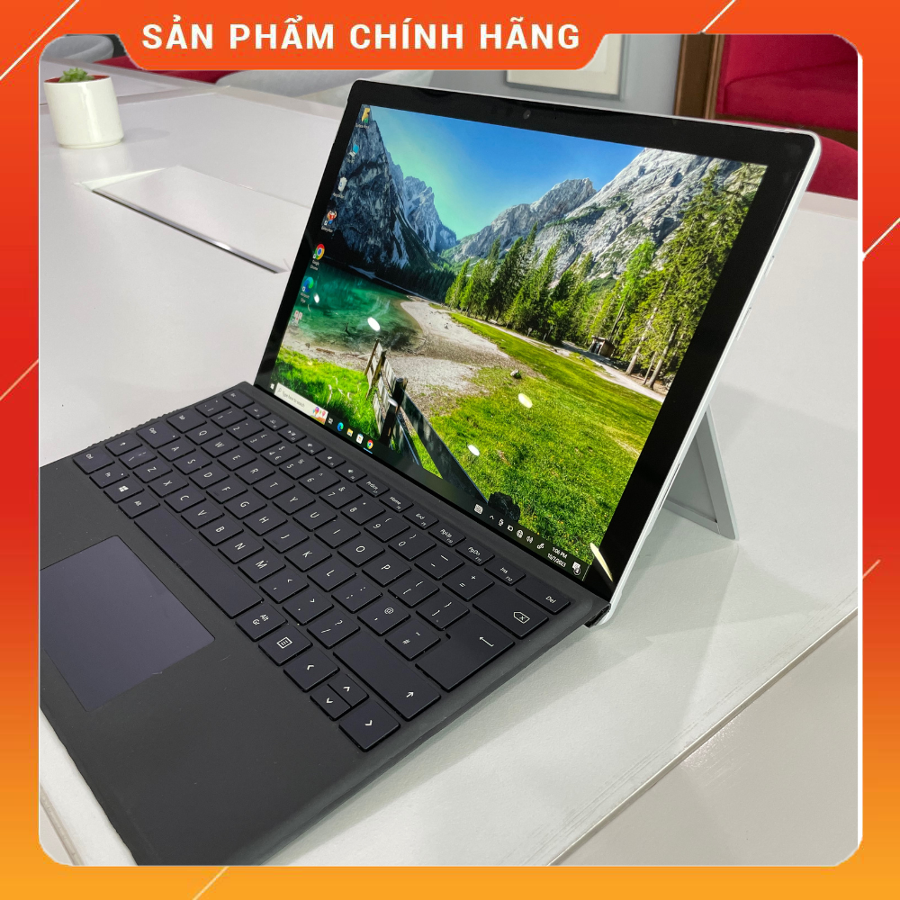 Microsoft surface pro 5 i5 7300u ram 8gb, ssd 128gb. gọn nhẹ, sang trọng.