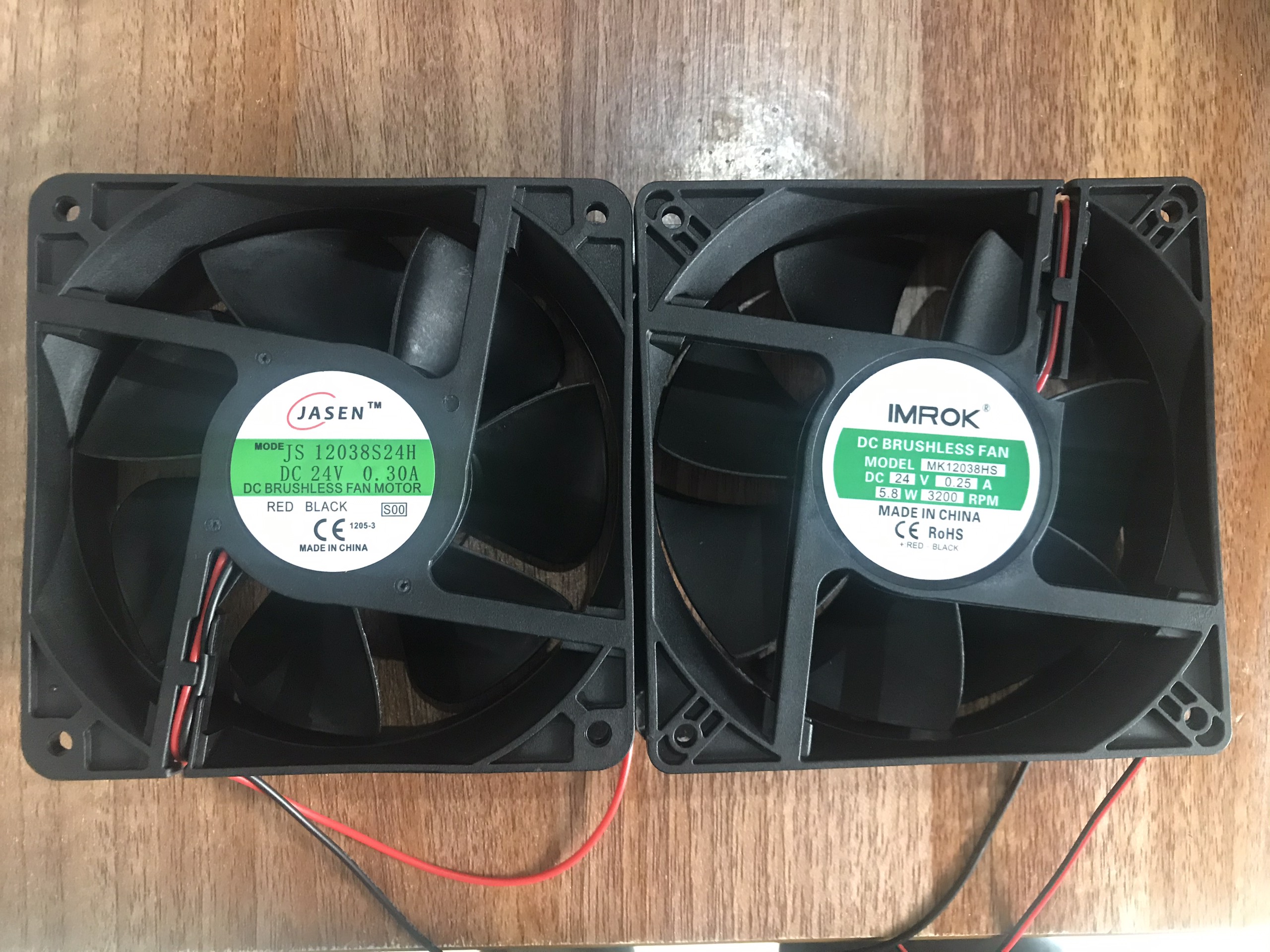 Quạt 24V 12X12X3.9Cm - 24V To
