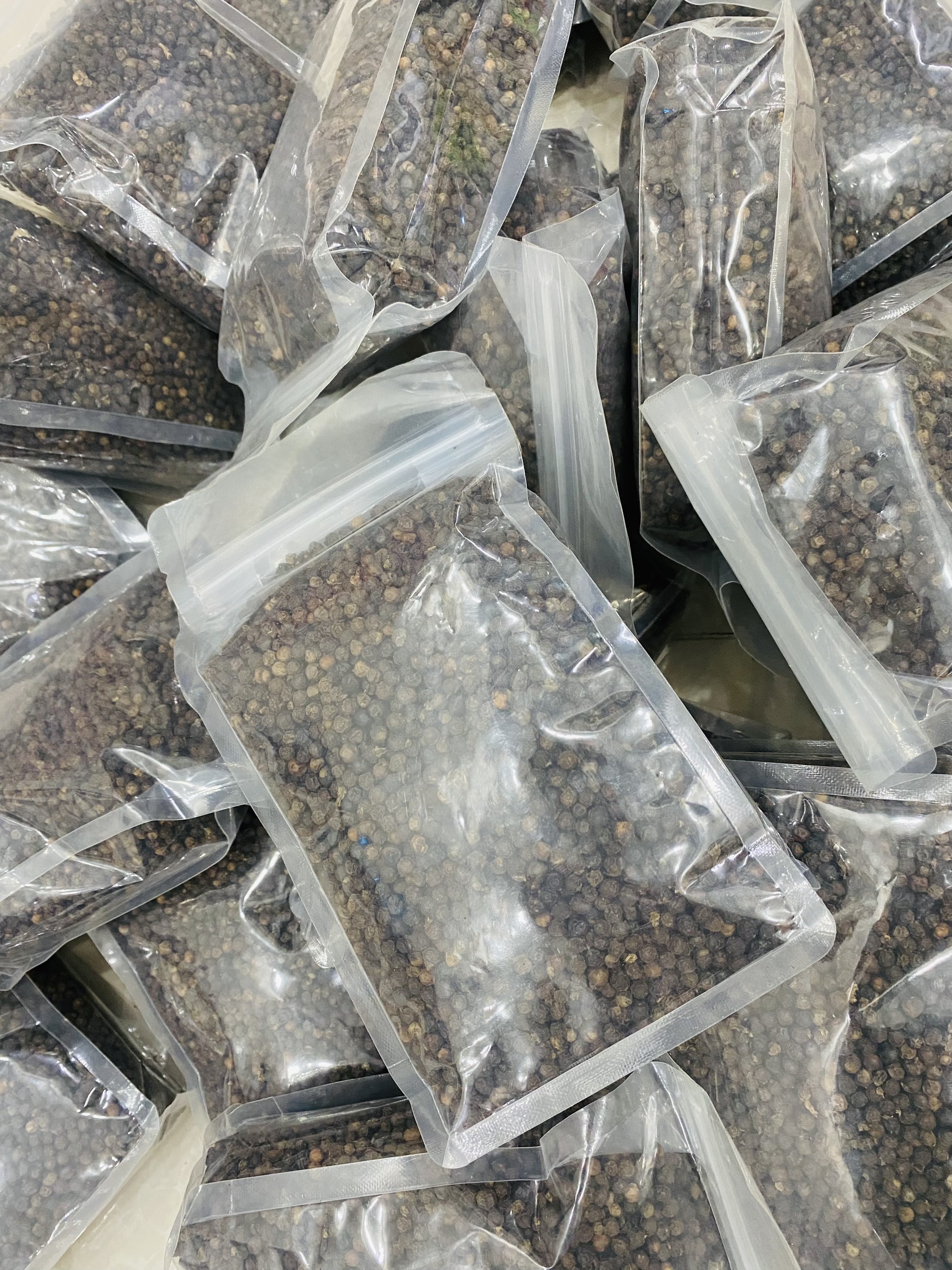 500gr Tiêu đen Daklak nhà trồng chắc từng hạt không pha trộn