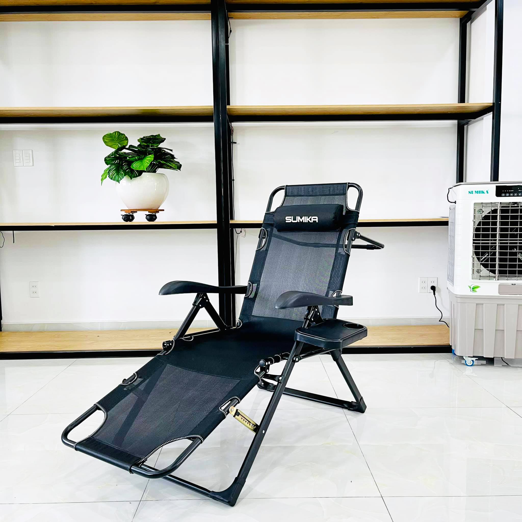 Ghế xếp thư giãn Sumika 168 (tải trọng 300kg, có thể ngã thành giường nằm, tặng khay đựng ly, điện thoại)