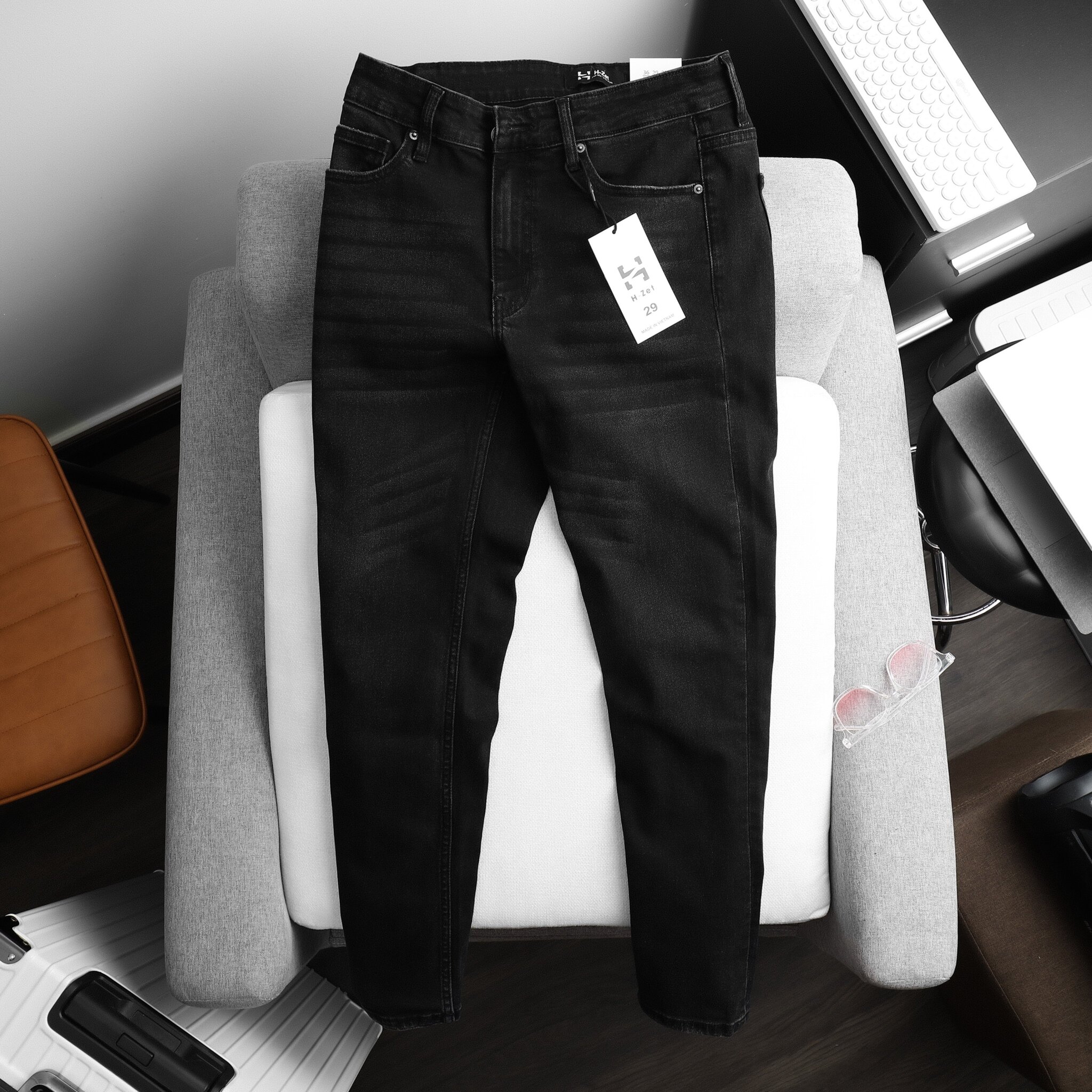 Quần jean nam form slim fit black wash h-zet, vải denim cao cấp co giãn tốt jslb02
