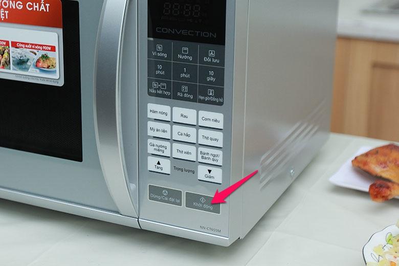 Nhấn nút “Khởi động” 3 lần trong 10 giây để kích hoạt khóa an toàn